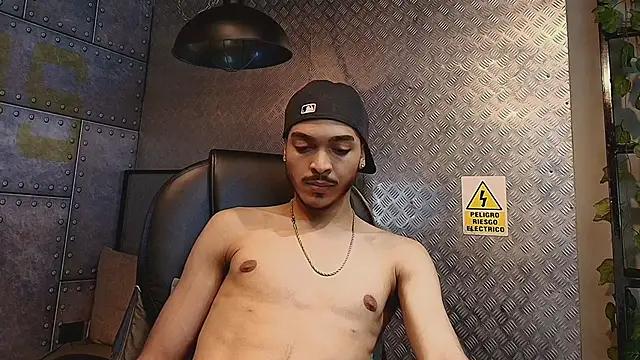 MarcusRain  online show from February 20, 6:19 am