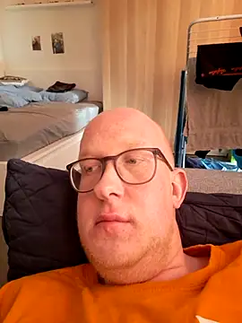 geilerd122 online show from February 26, 2:18 pm