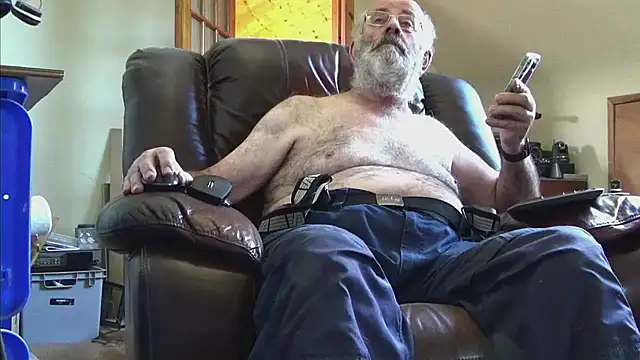 janzer13 online show from September 22, 1:54 pm