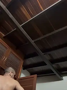   Damian    online show from October 20, 11:41 pm