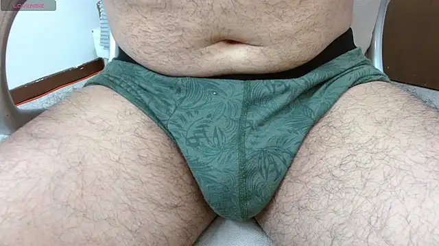   Damian    online show from December 14, 12:06 am