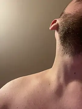 LuckyGirlfriends online show from March 3, 7:43 pm