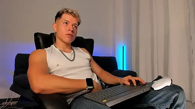 nathan blake online show from October 21, 10:45 pm