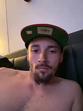 OscarBrow online show from February 2, 1:04 am