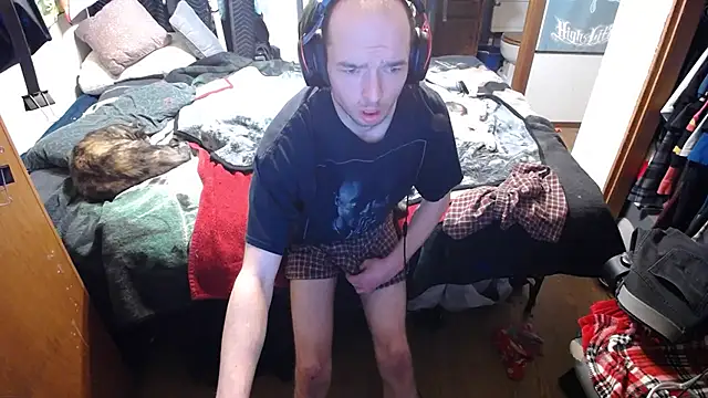 womenhateme69 online show from April 15, 5:51 am