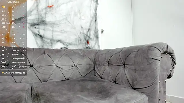 OwenStonne  online show from November 6, 5:10 am