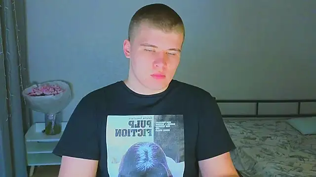 kittenmurr online show from November 2, 10:25 pm