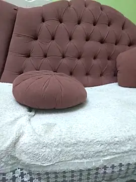 Mdtfre online show from September 29, 11:44 pm