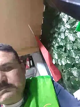 mM0140 online show from December 13, 11:11 pm