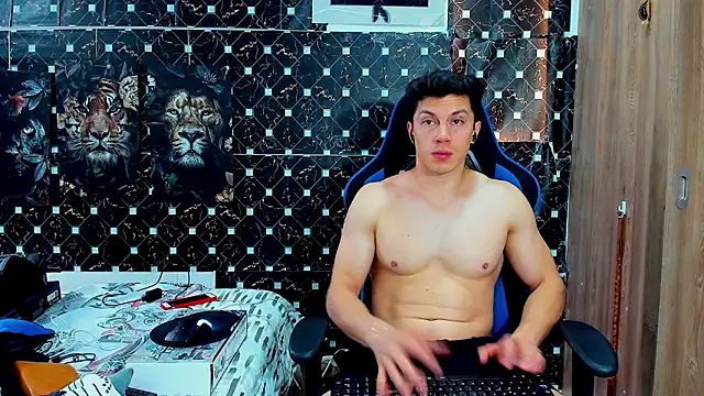 javiersexymann online show from March 11, 7:54 pm