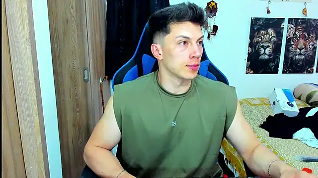 javiersexymann online show from January 21, 7:06 pm