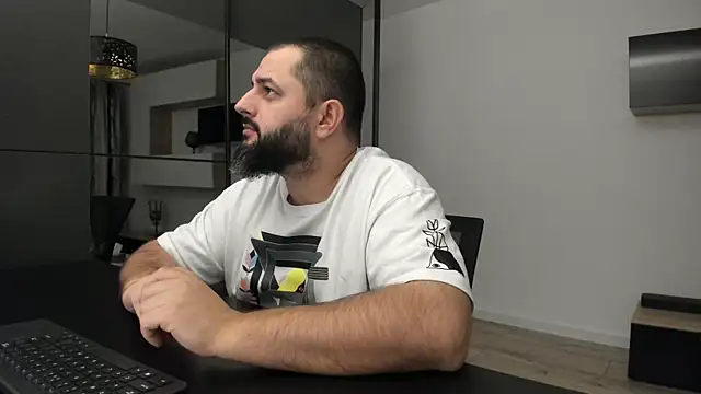 DravenPeak online show from October 1, 5:17 pm