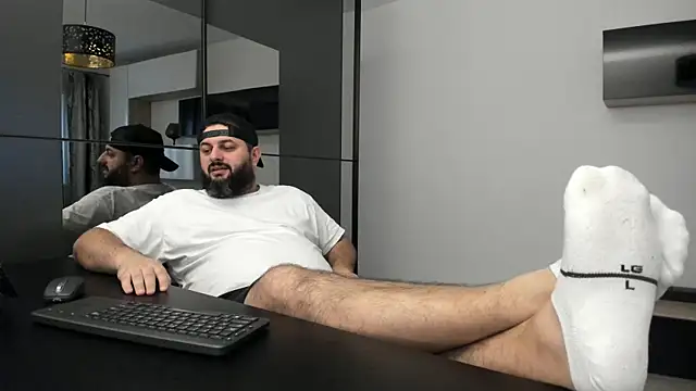 DravenPeak online show from October 14, 1:51 pm