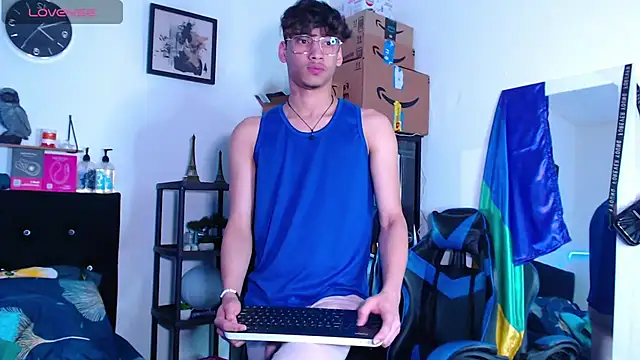 Gael Jones online show from October 7, 1:48 pm