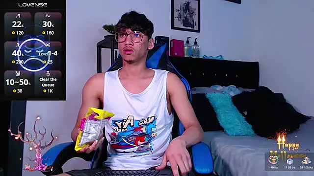 Gael Jones online show from October 21, 6:27 am