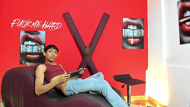 BEAUTY BOYS1 online show from February 19, 1:35 am