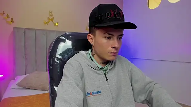 Nascary Fox online show from March 26, 5:17 pm