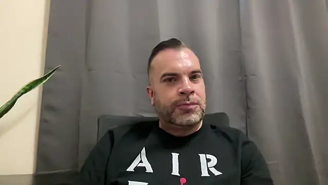 Snapshot of Ty_lerDavid chatting on October 11, 11:09 pm Ty lerDavid online show from October 11, 11:09 pm