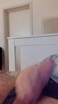 NewJoiner online show from December 4, 6:37 pm