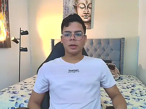 stewart mateo  online show from November 25, 2:02 am