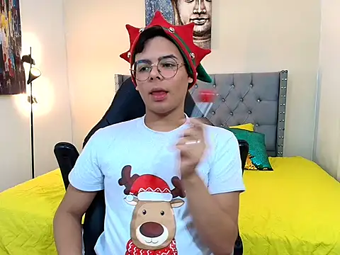 stewart mateo  online show from December 5, 2:18 am