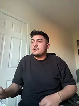 mixedcouplee69 online show from May 12, 6:27 pm