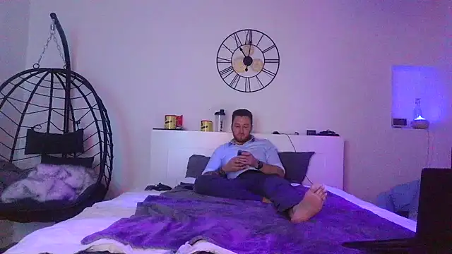 Keviios online show from November 19, 9:03 pm