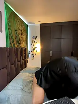 Tomy maylon online show from October 30, 5:25 pm