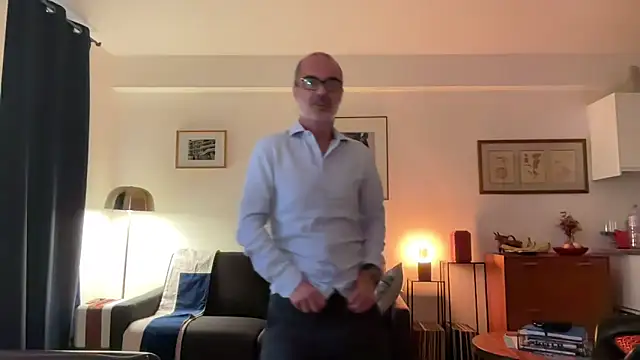 Milkywaymen online show from May 31, 7:15 pm