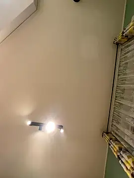 smint06 online show from January 8, 10:26 pm