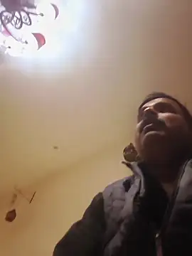 vardh033 online show from November 25, 1:13 pm