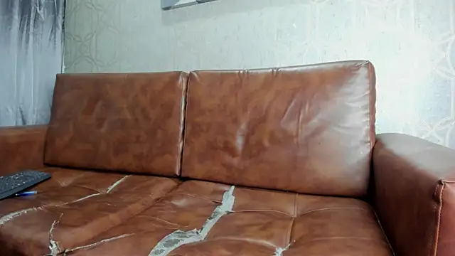 SkinnyZetth online show from October 29, 4:48 am