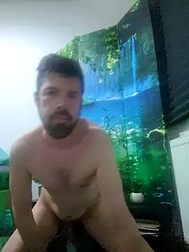 welcome-to-the-jungle online show from February 27, 11:58 pm