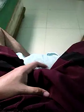 Hothunkdelhi online show from March 12, 4:04 pm