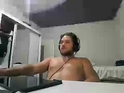 Miguelion2308 online show from February 18, 12:31 am