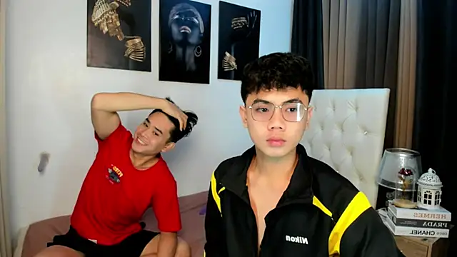mightyhotcock online show from October 13, 7:09 pm
