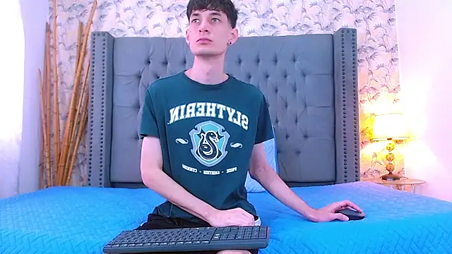 Luke Carter online show from November 6, 1:14 pm