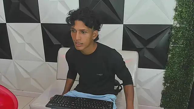 bull cam online show from October 10, 7:51 pm