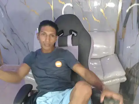 bull cam online show from October 1, 8:02 pm