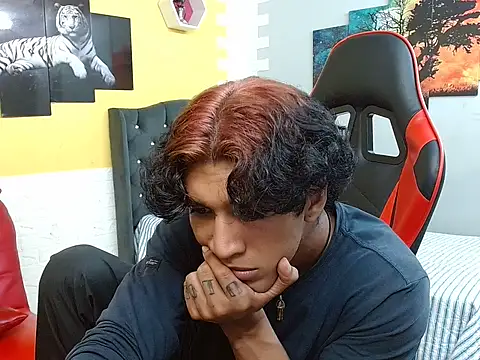 bull cam online show from December 19, 1:52 pm