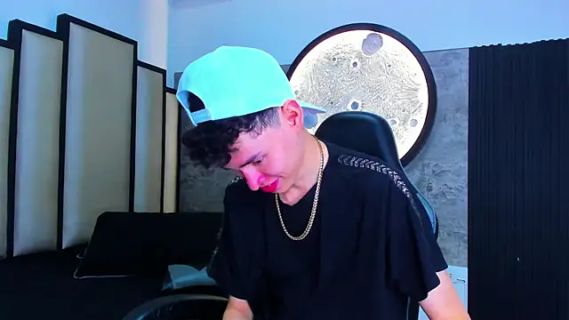 Deivid oficial20 online show from October 28, 7:27 pm