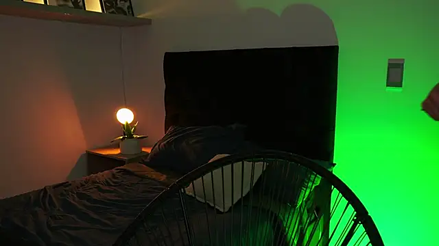 EROS AND ALAN online show from June 7, 2:18 am