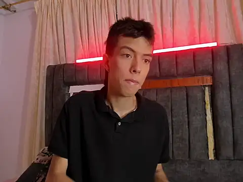 dylan 202520  online show from October 6, 11:37 am