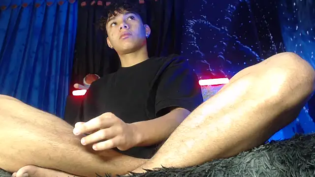 SemerHott online show from December 15, 1:30 pm