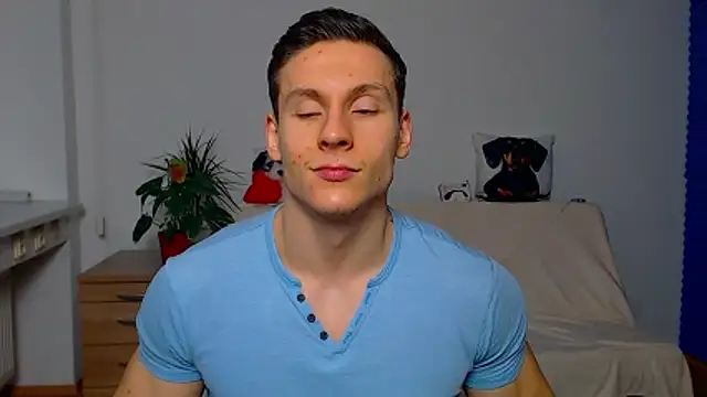 ZeinMiracles online show from December 18, 8:49 pm