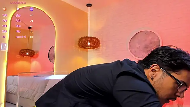 thiago mercer online show from September 24, 11:08 am