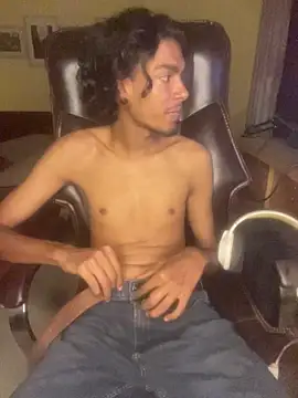 thecatfish online show from December 1, 8:01 pm