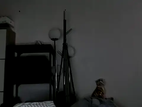 tomuchdrugsinmycum online show from May 6, 12:06 pm