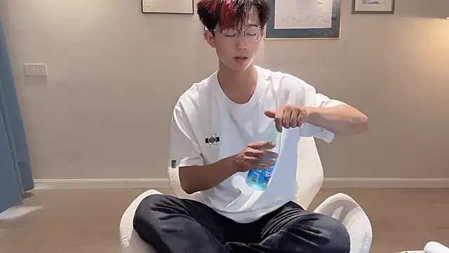 STxuguanhan online show from October 1, 9:02 am