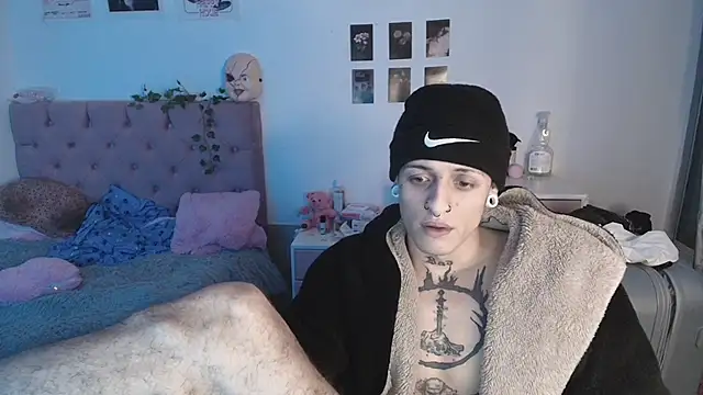 2cyboy  online show from September 11, 3:16 am